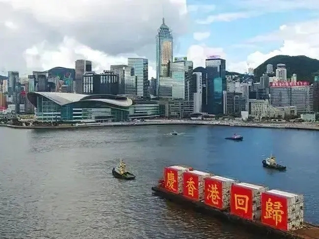 造纸机械设备_造纸机价格_造纸机械厂家_制浆造纸机械_卫生纸机_抽纸机_加工机械_造纸设备生产_流浆箱_西安维亚造纸机械有限公司-联系我们-给我留言